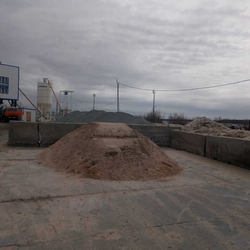 Перевозка песка в г. Надым более 14000 м3.
